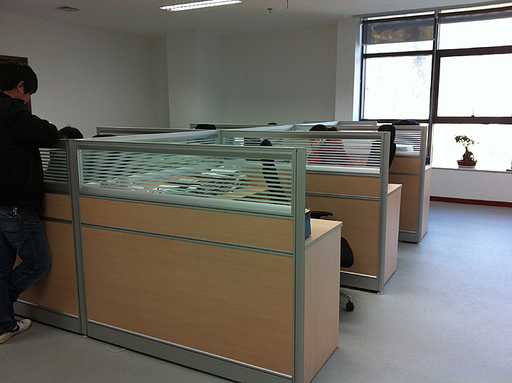 �ﴨ����ְ칫�Ҿ�